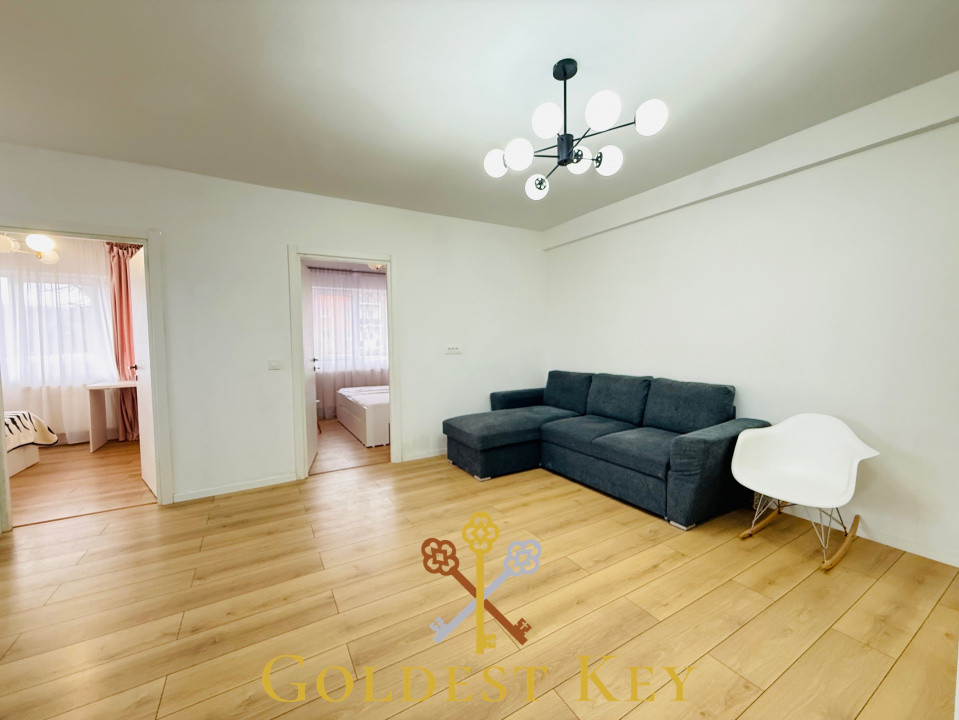 Apartament cu 3 camere integral renovat BACIU zona PETROM