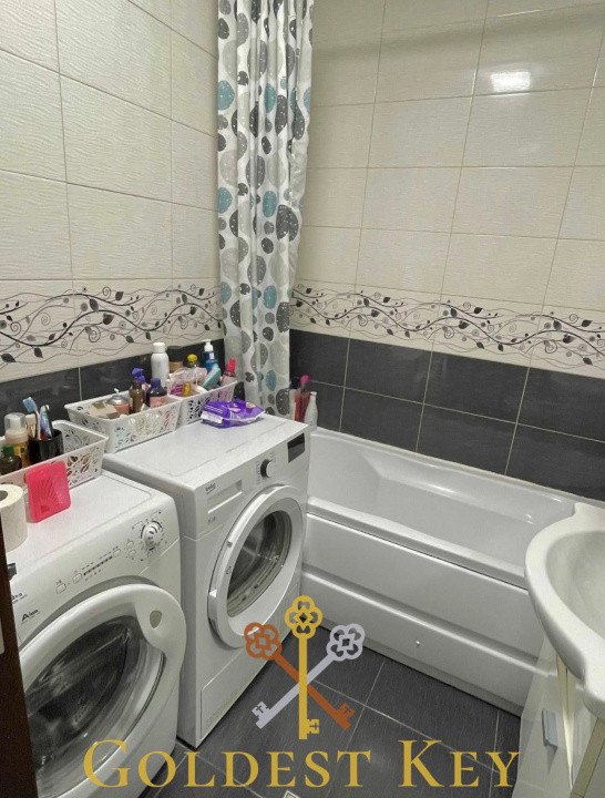 Apartament cu 3 camere decomandate și parcare subterană! Zona Petrom!