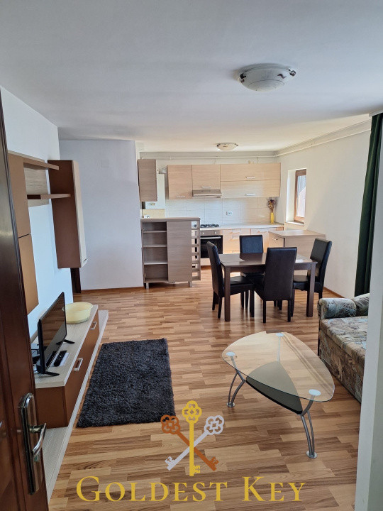 Apartament cu 2 camere, balcon și parcare exterioară 