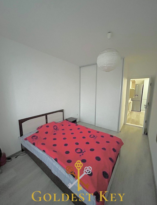 Apartament cu 2 camere, balcon și parcare exterioară 