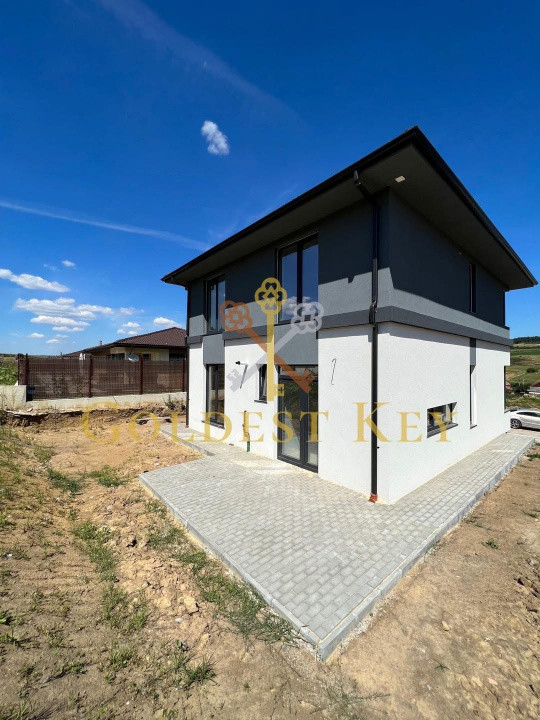 Casa individuală cu 5 camere și curte! Cu CF - în comuna Baciu