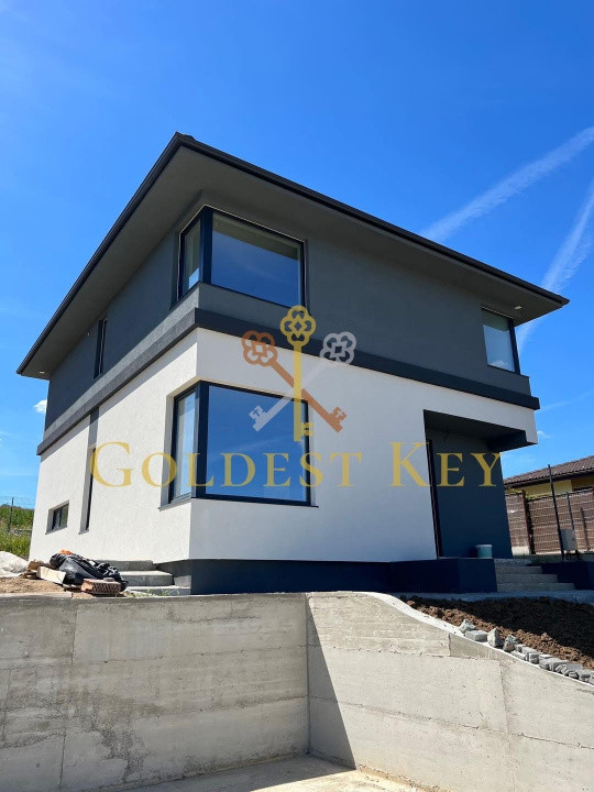 Casa individuală cu 5 camere și curte! Cu CF - în comuna Baciu