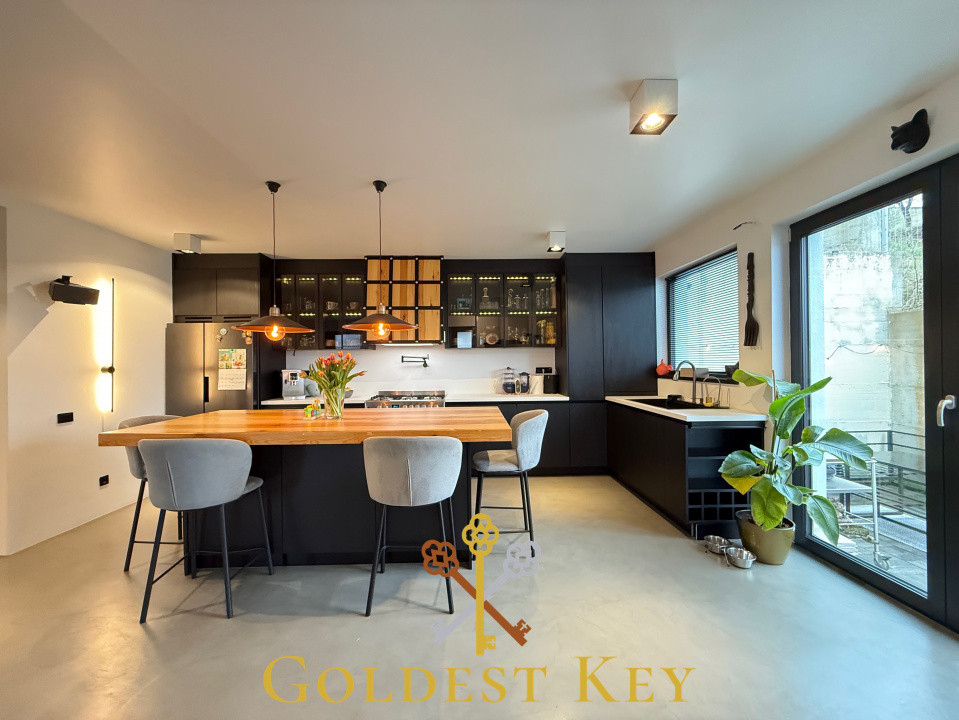 Casa ultrafinisată cu design deosebit în Baciu zona Petrom