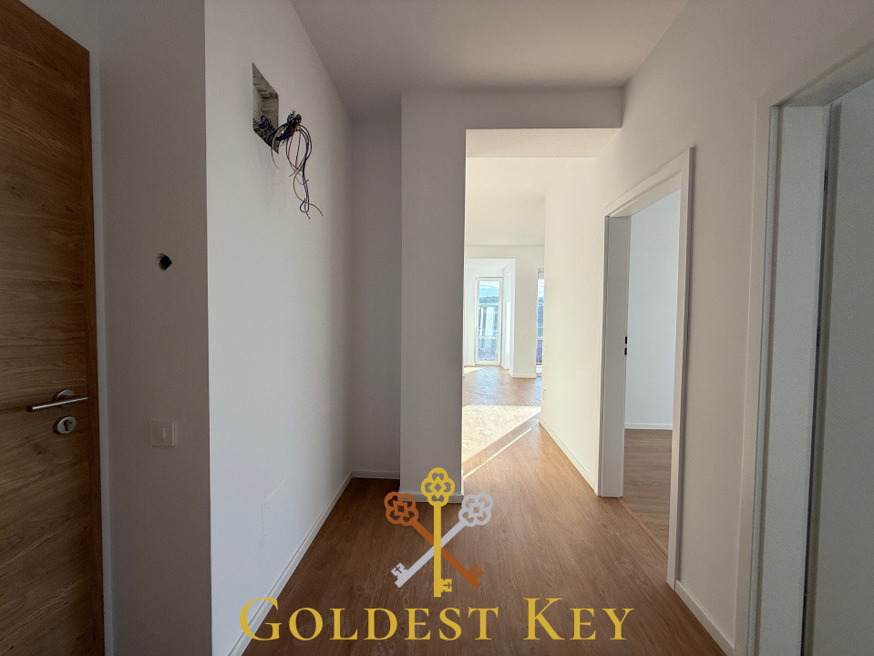 Apartament cu 3 camere, balcon și parcare exterioară. Bloc NOU