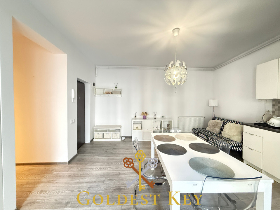 ACCESIBILITATE - Apartament central cu 2 camere și balcon generos 