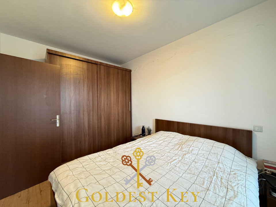 Apartament cu 2 camere, balcon și parcare exterioară 