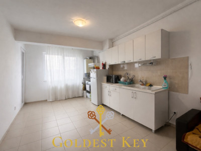 Apartament cu 2 camere, balcon și parcare exterioară 