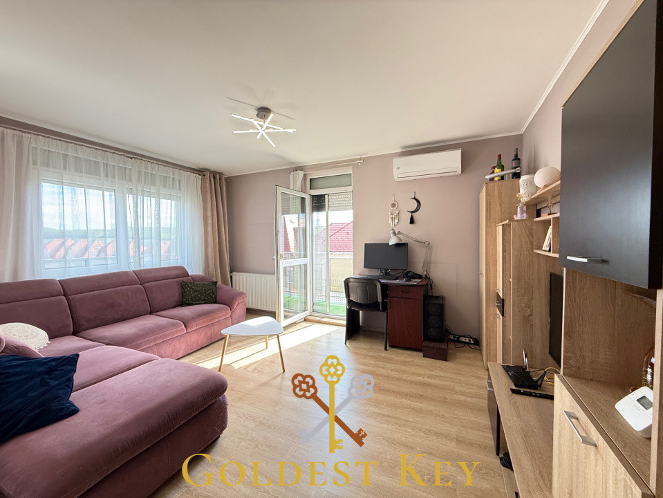 EXCLUSIVITATE-apartament 2 camere balcon și parcare exterioară BACIU 