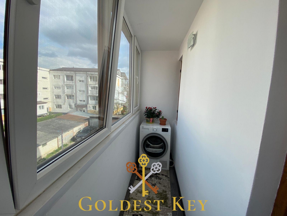 Apartament cu 3 camere, balcon in Baciu, bloc 2008