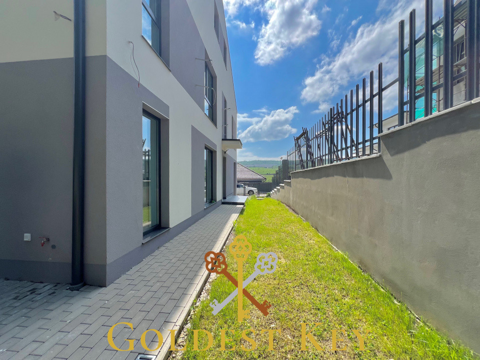 La prima închiriere! Duplex modern cu 5 camere! Curte individuală Iris