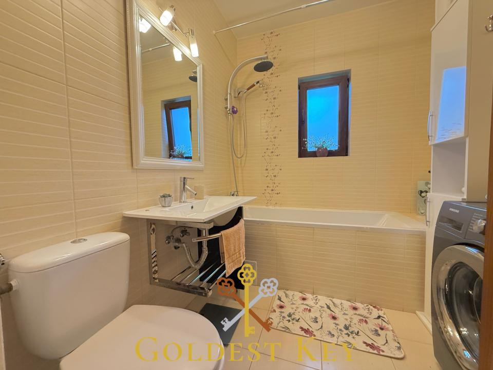 Apartament cu 3 camere, terasă, grădină, curte privată 