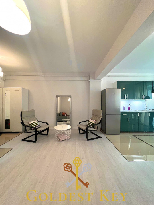 Apartament modern cu 2 camere semidecomandate, balcon și parcare! 