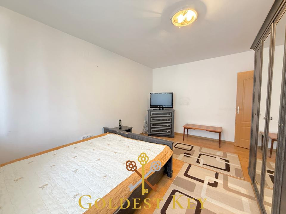 Apartament cu 1 cameră decomandat, balcon și parcare