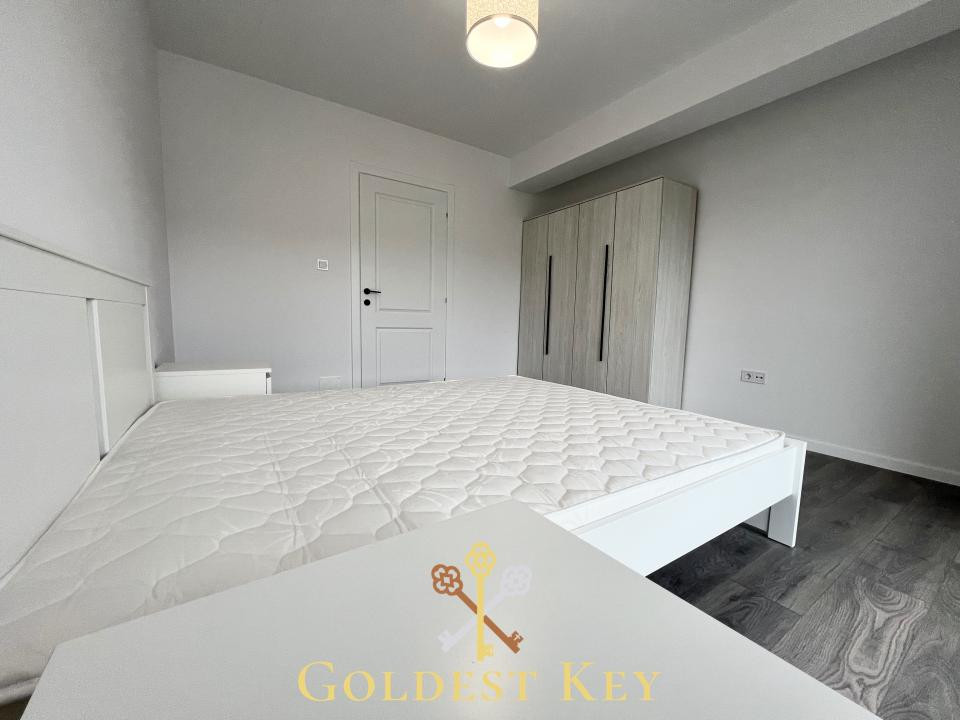 Apartament NOU cu 2 camere, balcon și parcare subterană 