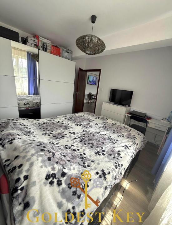 Apartament cu 2 camere și balcon! Baciu! 