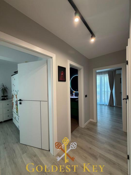 Apartament calitativ cu 3 camere, 2 băi, balcon, 2 garaje