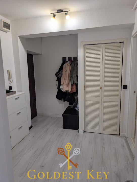 Apartament generos cu 2 camere, balcon și parcare BACIU zona Petrom