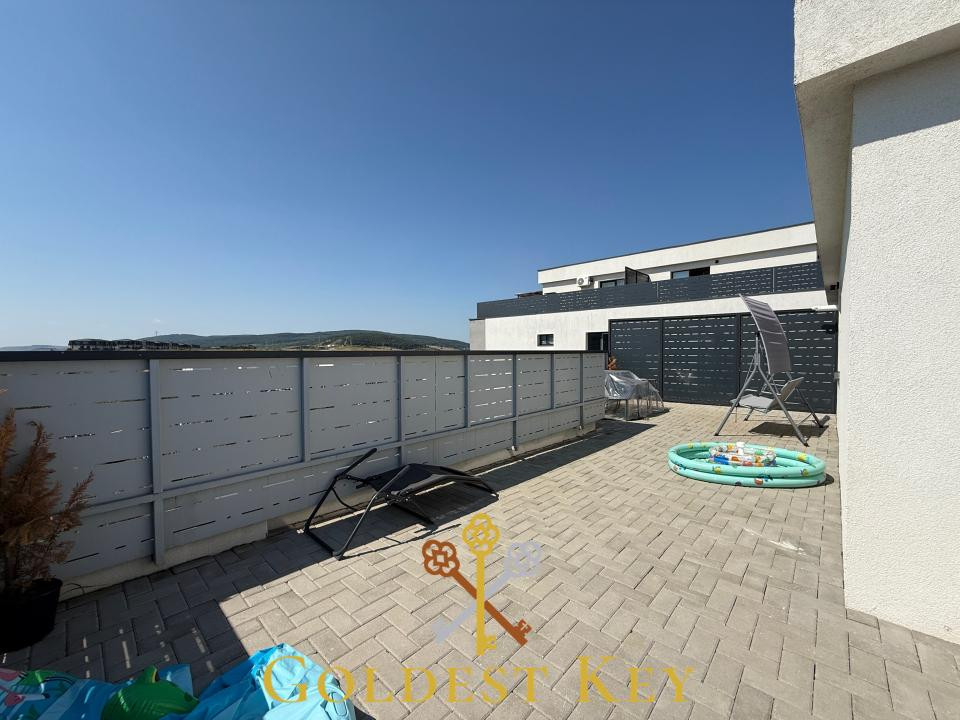 Apartament nou cu 3 camere și terasă generoasă BACIU