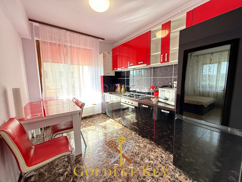 Apartament cu 2 camere decomandate, balcon, debara și parcare