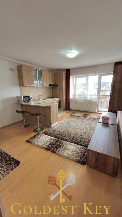 Apartament de vânzare cu 2 camere, balcon și parcare! Baciu, Petrom