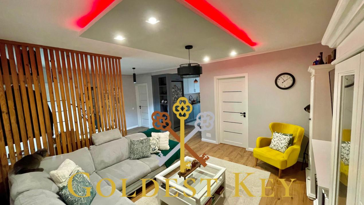 Apartament la cheie cu 3 camere, balcon și parcare! Baciu, Petrom