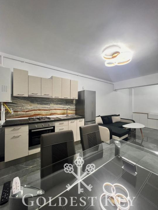 Apartament modern și parcare BACIU zona Petrom