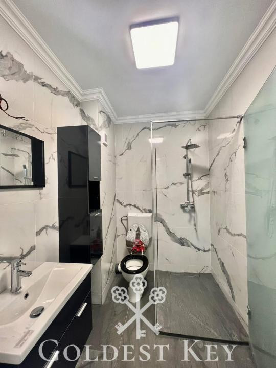 Apartament modern și parcare BACIU zona Petrom