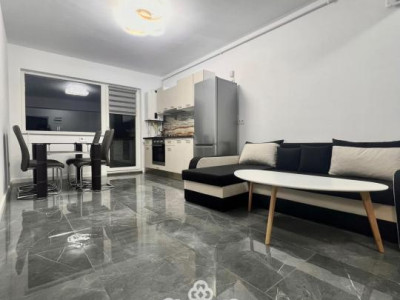 Apartament modern și parcare BACIU zona Petrom