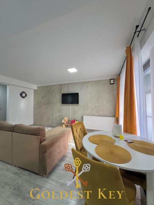 Apartament modern cu 2 camere semidecomandate, balcon și parcare! 
