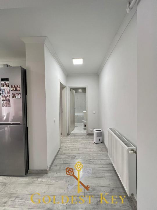 Apartament modern cu 2 camere semidecomandate, balcon și parcare! 