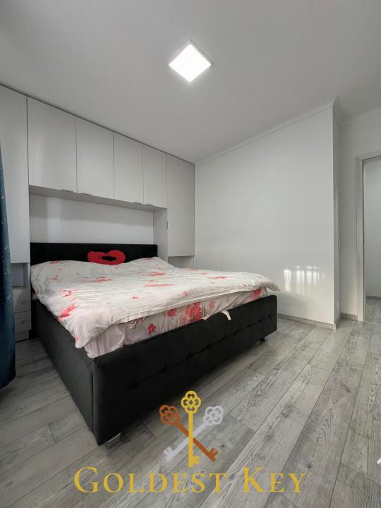 Apartament modern cu 2 camere semidecomandate, balcon și parcare! 