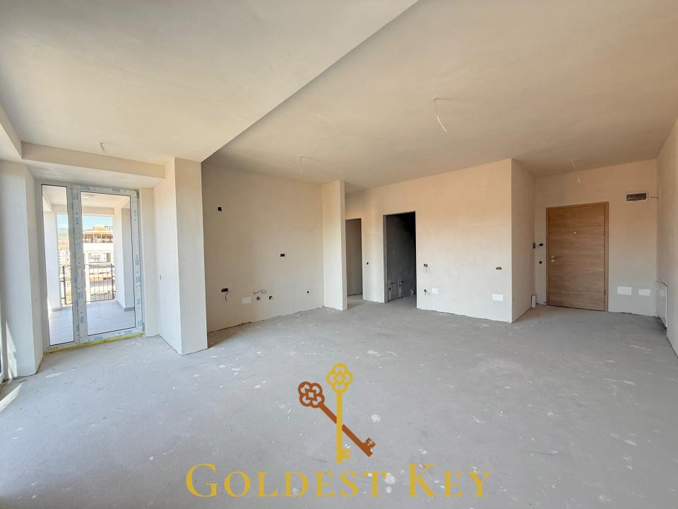 Apartament cu 3 camere generoase și balcon. Clasa energetică A
