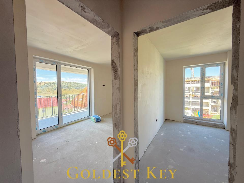 Apartament cu 3 camere generoase și balcon. Clasa energetică A