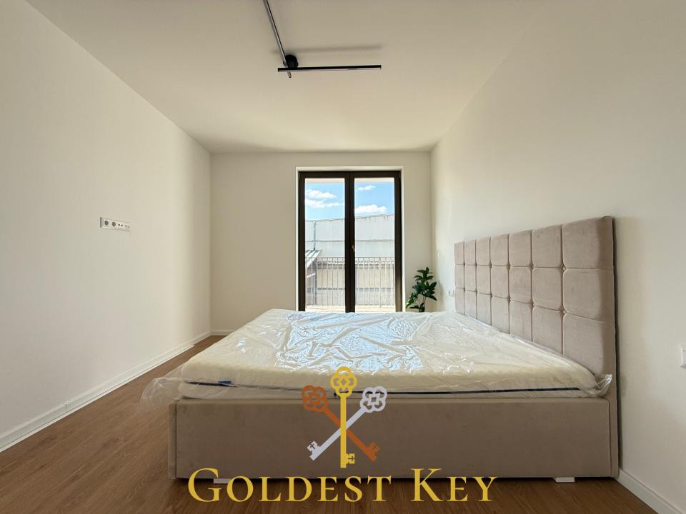 Apartament NOU cu 2 camere, balcon și parcare subterană 