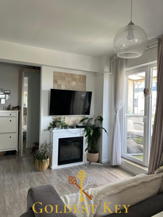 Apartament cu 2 camere, balcon, terasă parcare exterioară BACIU PETROM