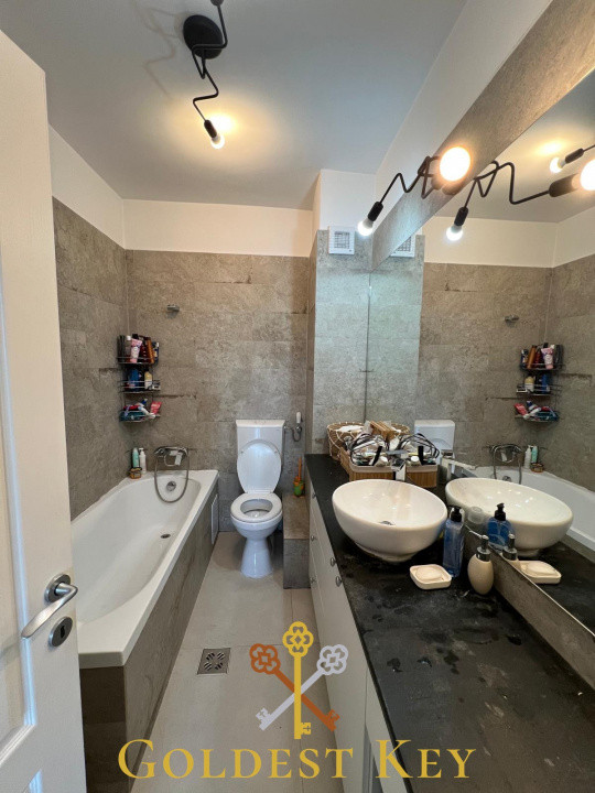 Apartament cu 2 camere, balcon, terasă parcare exterioară BACIU PETROM