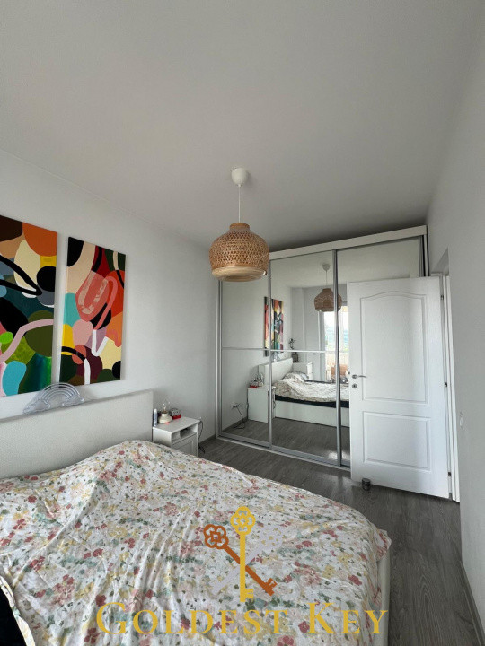 Apartament cu 2 camere, balcon, terasă parcare exterioară BACIU PETROM