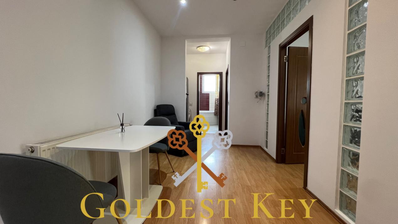 Apartament spațios cu 2 dormitoare, balcon, terasă și parcare! Eroilor
