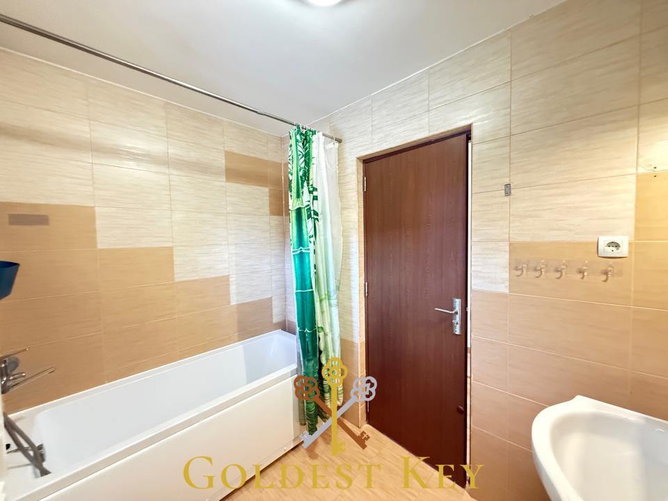 Apartament cu 2 camere, balcon și parcare exterioară 