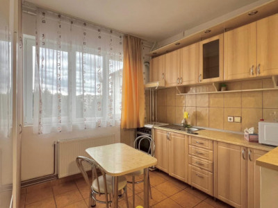 Apartament cu 2 camere, mobilat și utilat! Parcare în curte! Cluj 