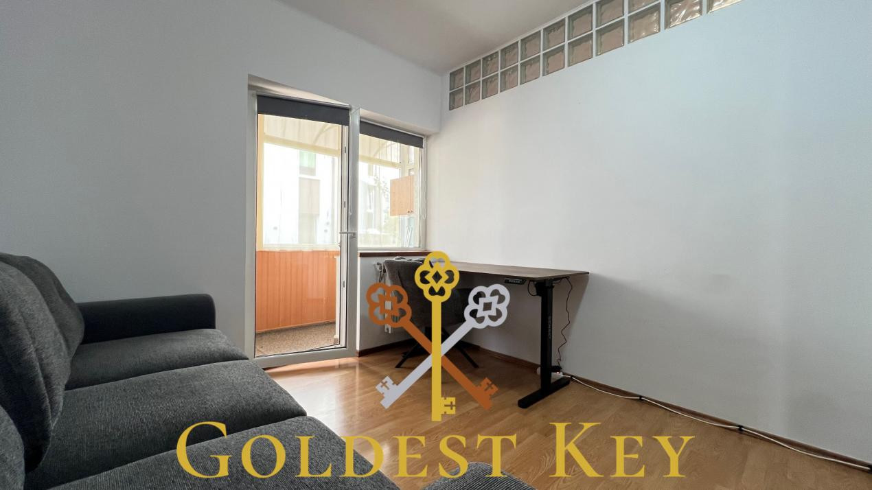 Apartament spațios cu 2 dormitoare, balcon, curte privată și parcare!